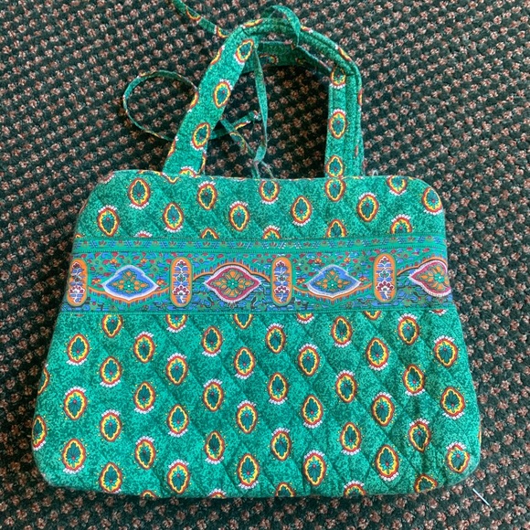 Americana by Sharif toiletry bags. - Picture 6 of 8